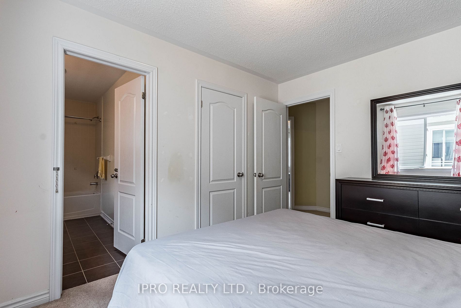 Listing X6750926 - Large Photo # 32