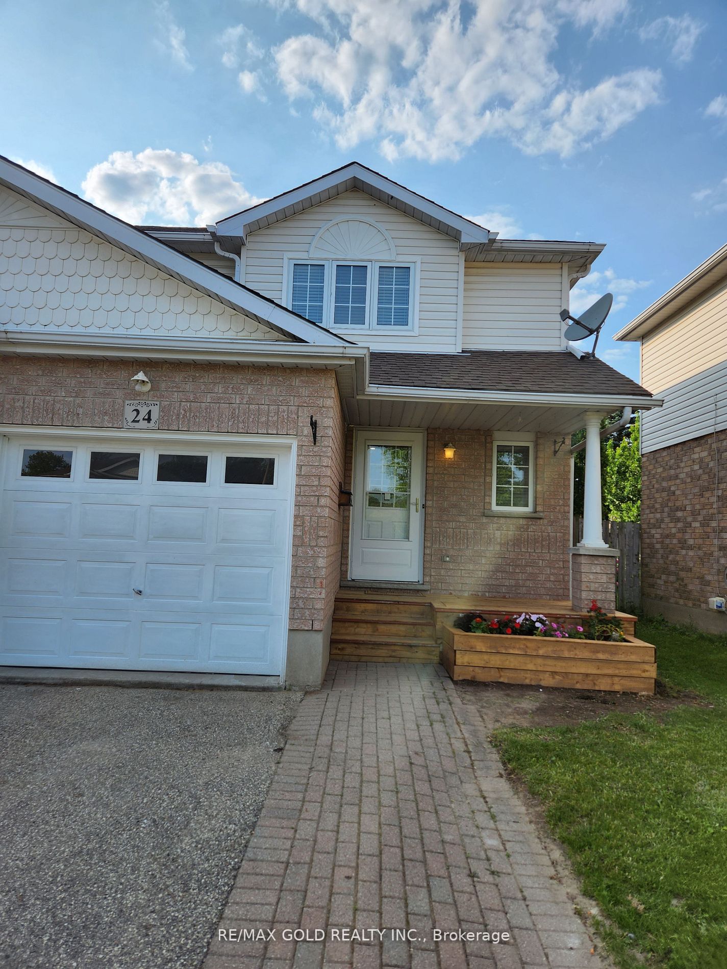 24 Watercress Crt
