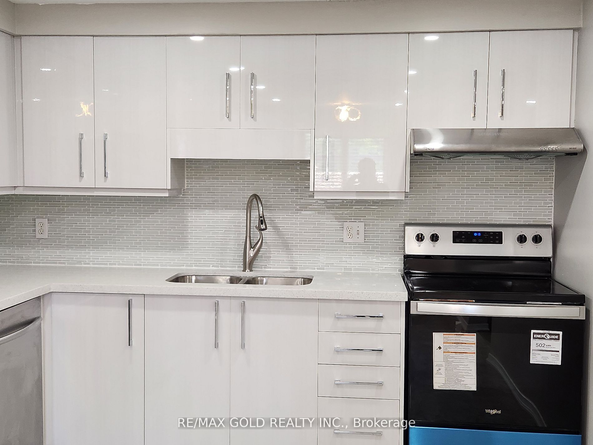24 Watercress Crt