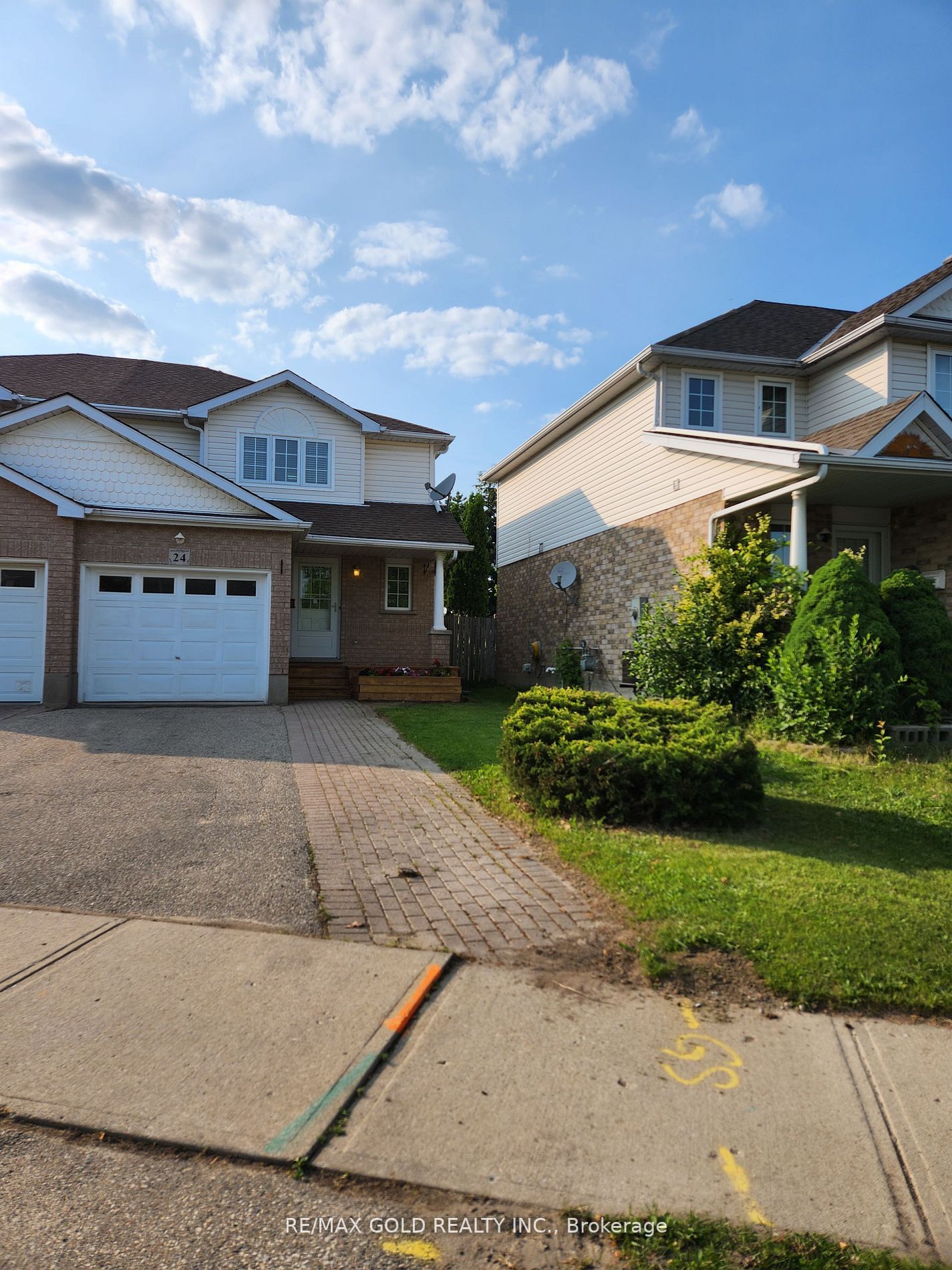 24 Watercress Crt