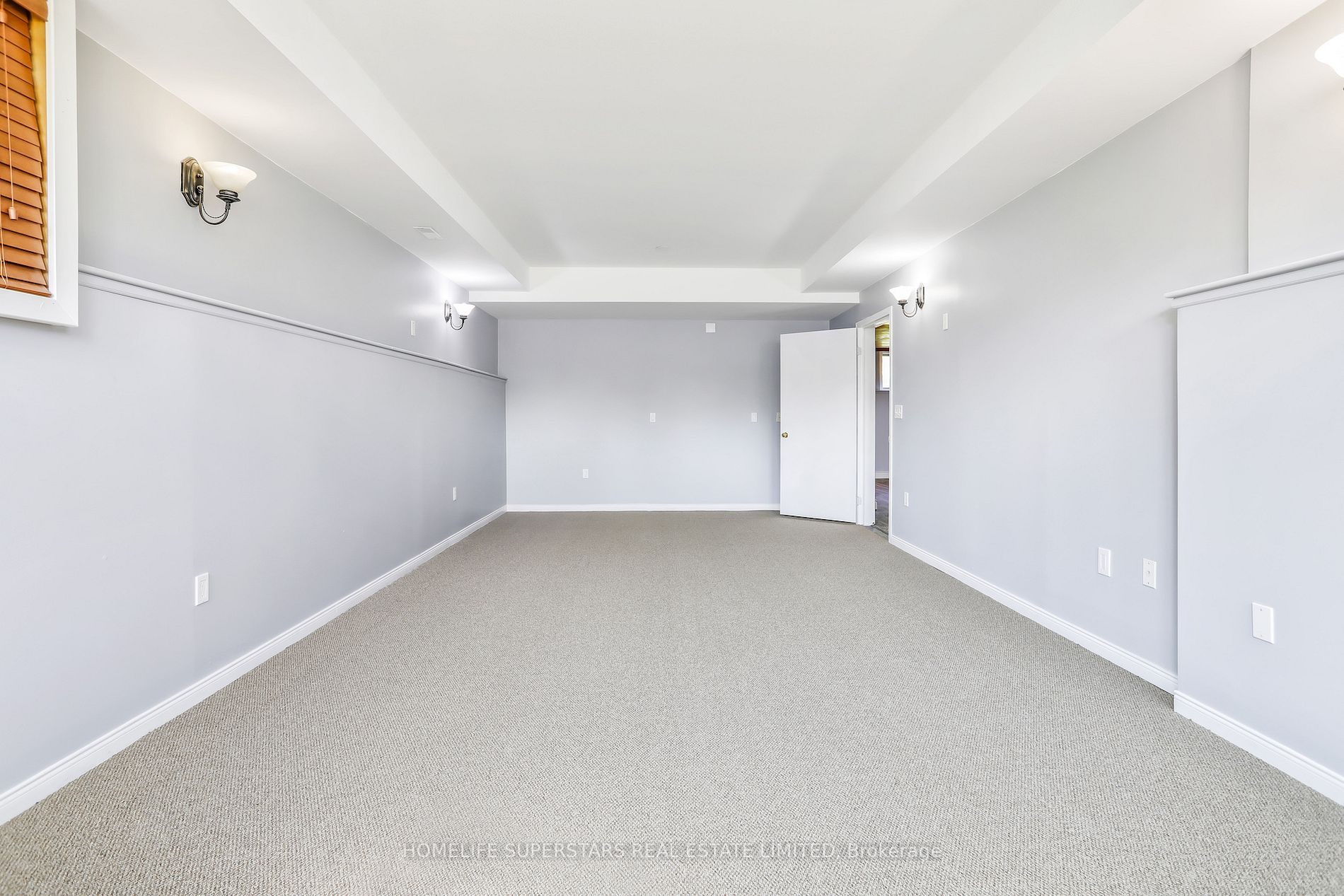 98 Thomas Avenue