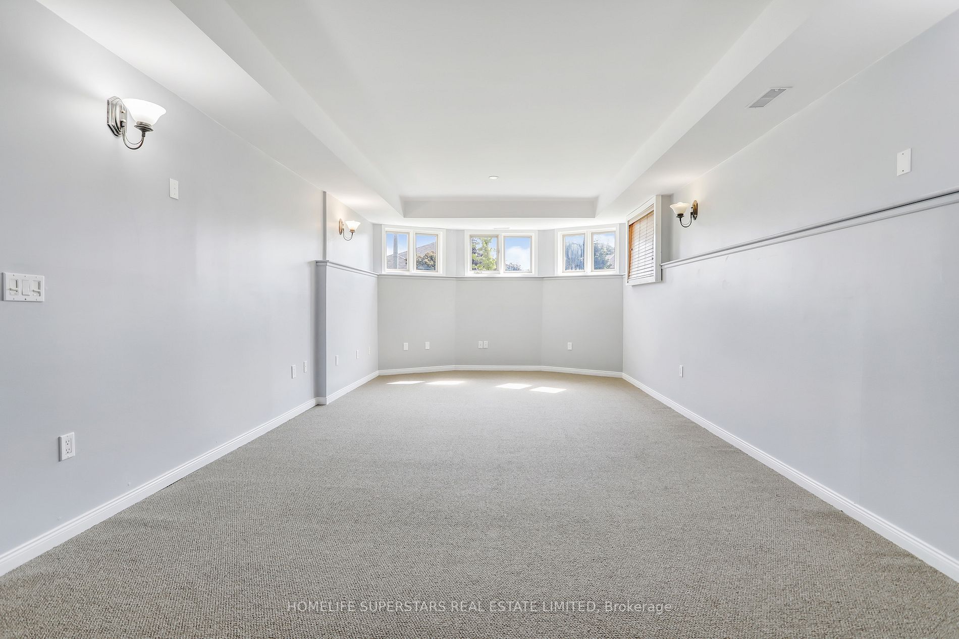 98 Thomas Avenue