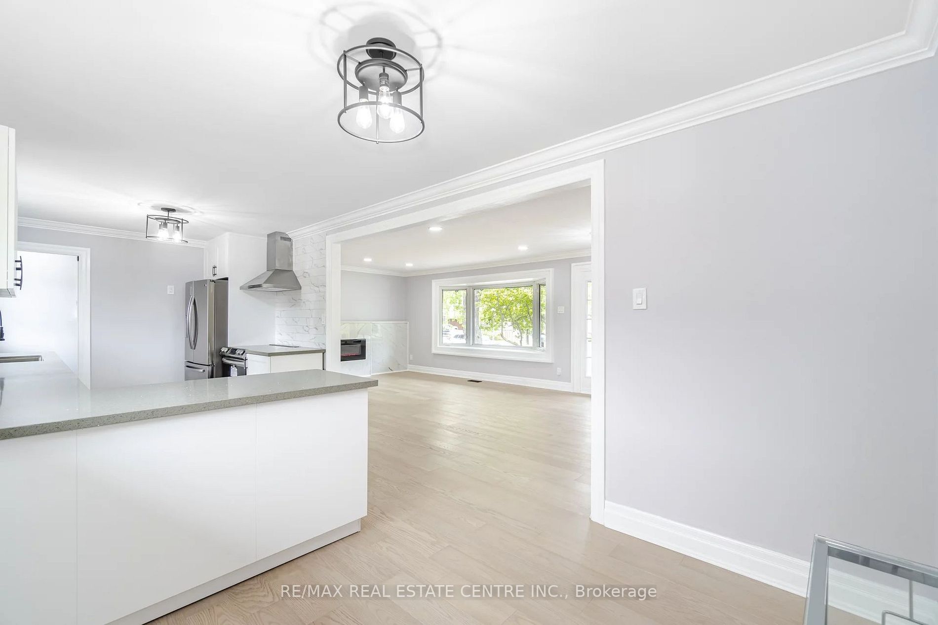 678 Mohawk Rd