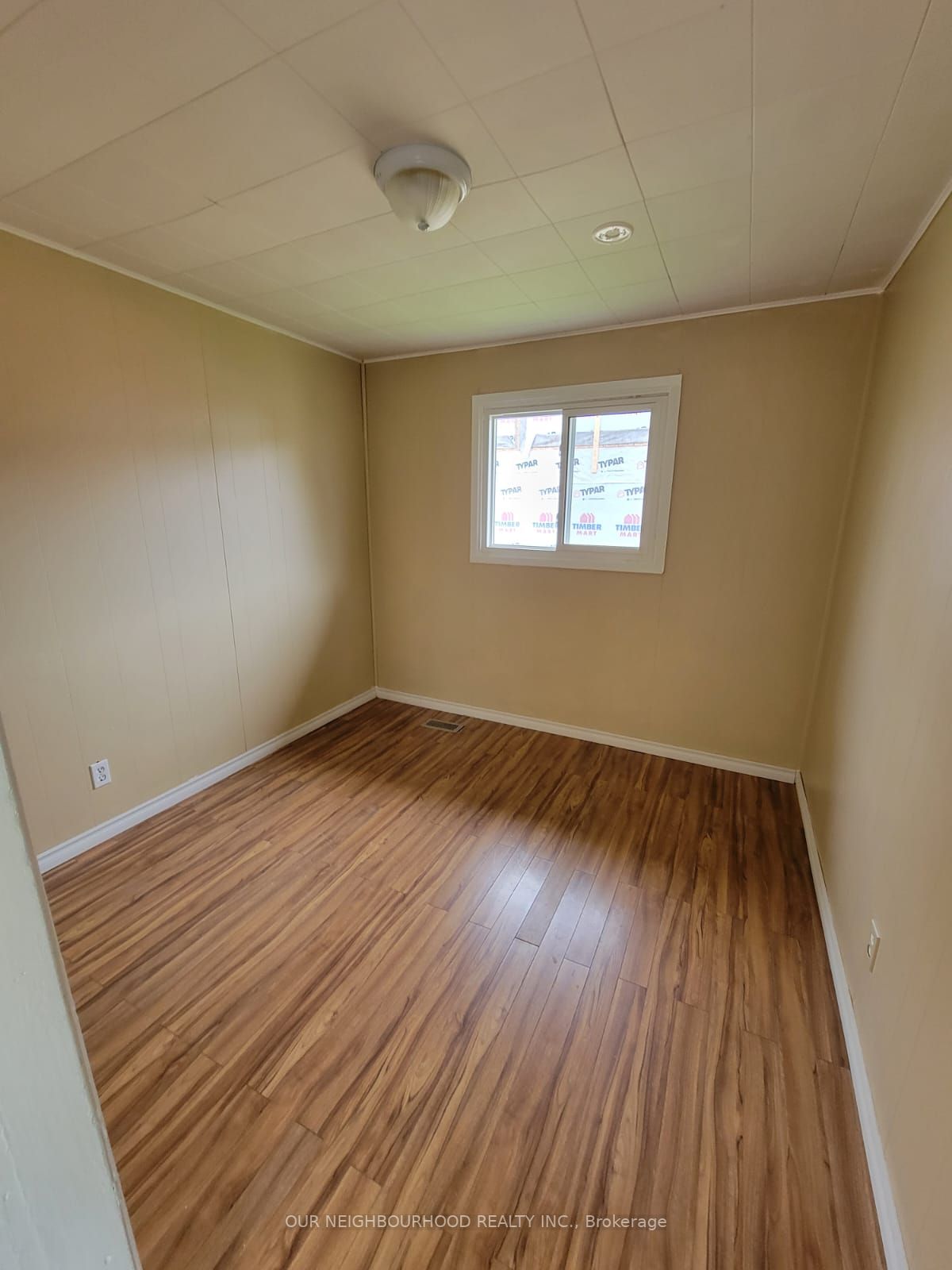 508 Hopkins Ave