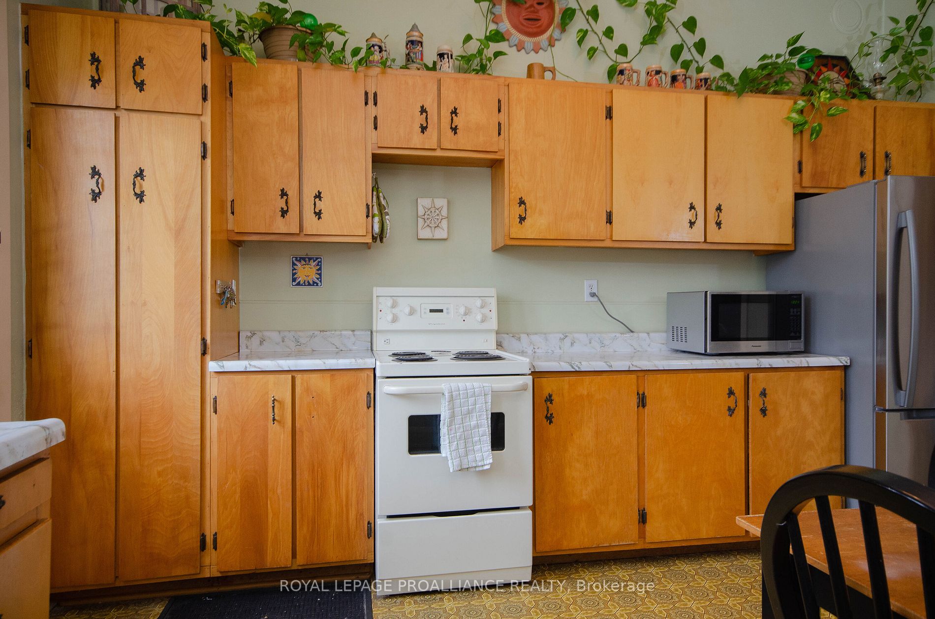 274 Ridout Street