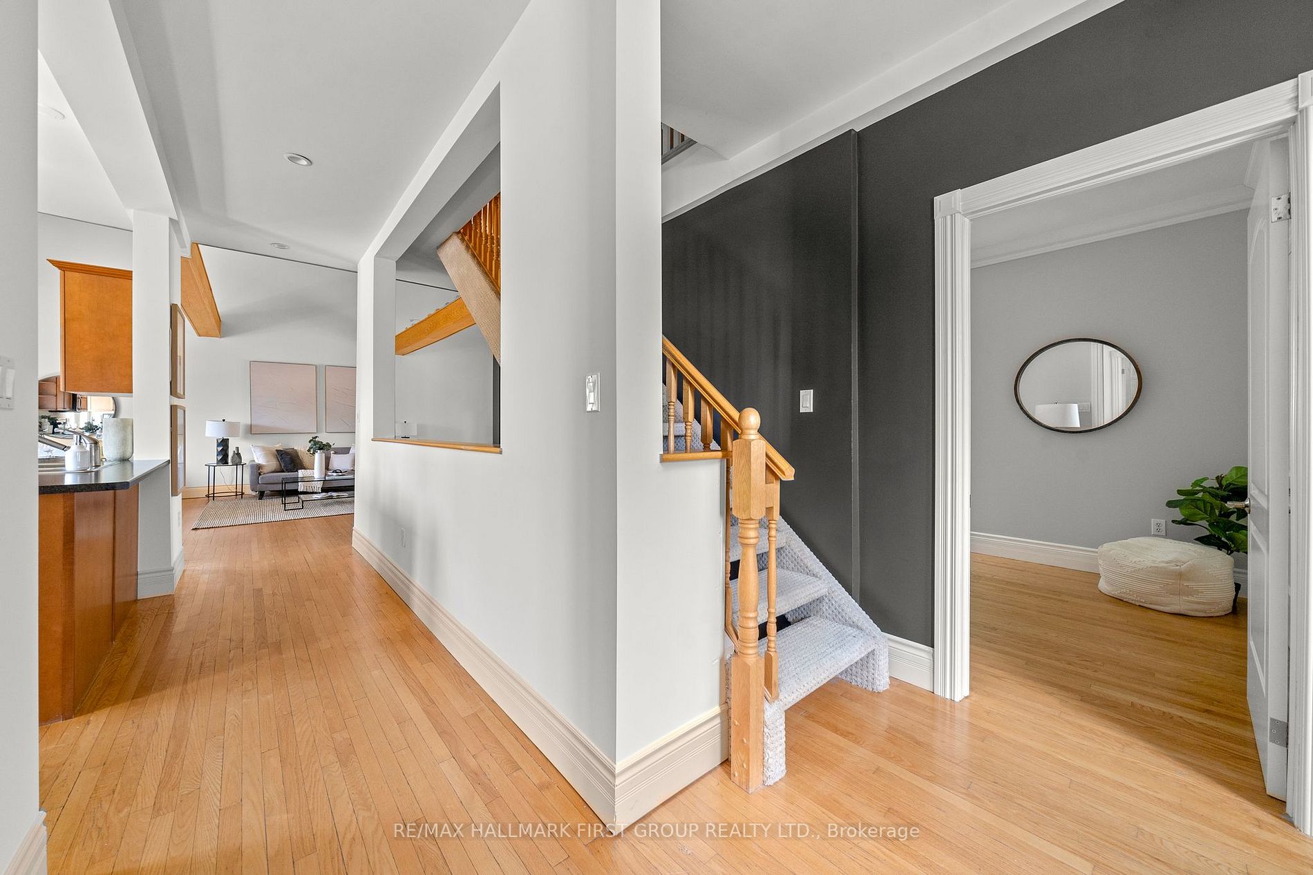 304 Division St
