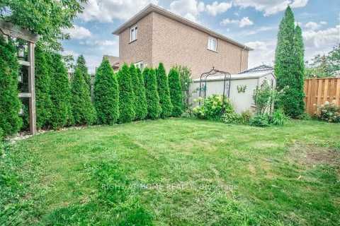 70 Tallman St