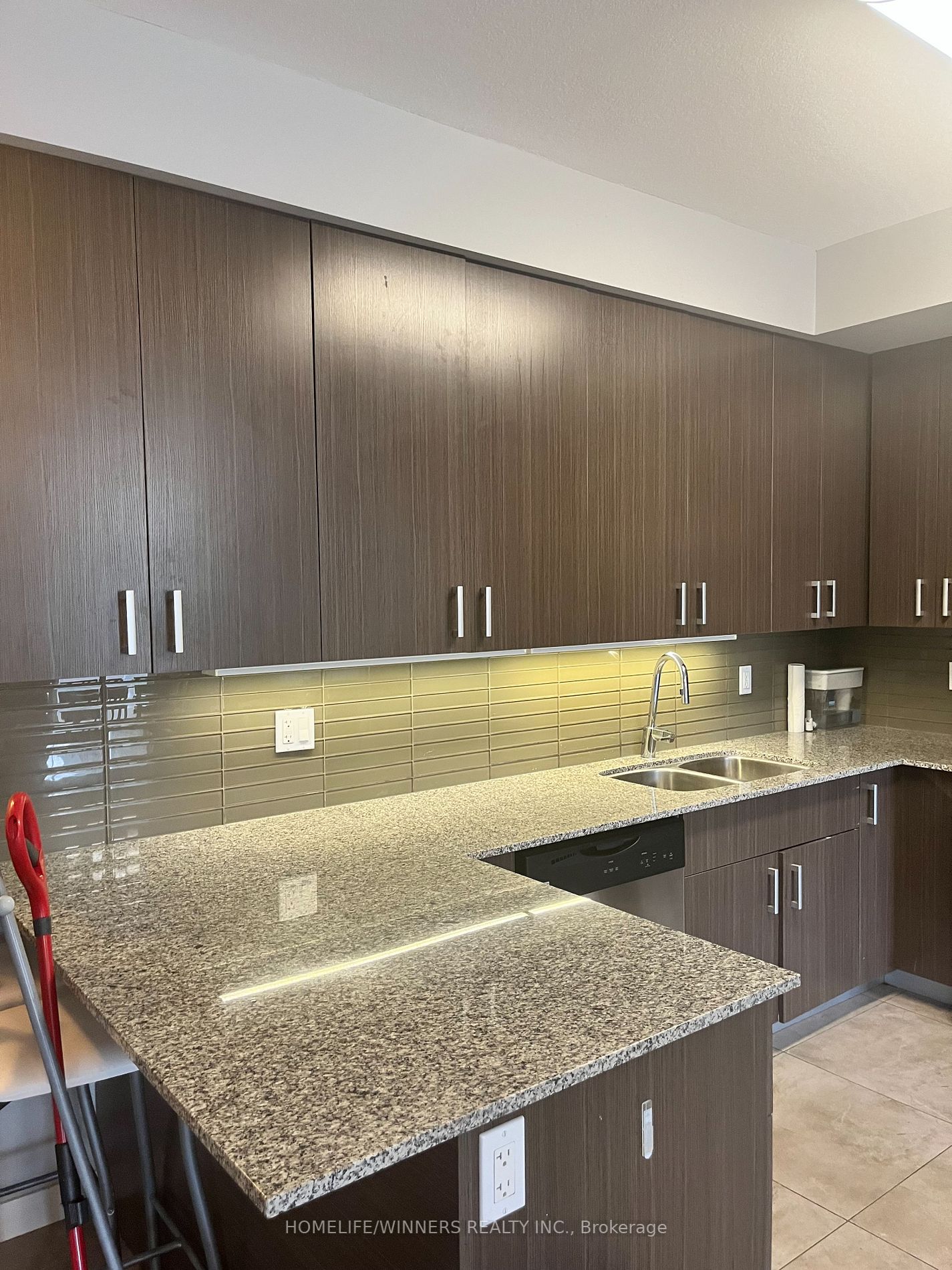 62 Balsam Street, #T101