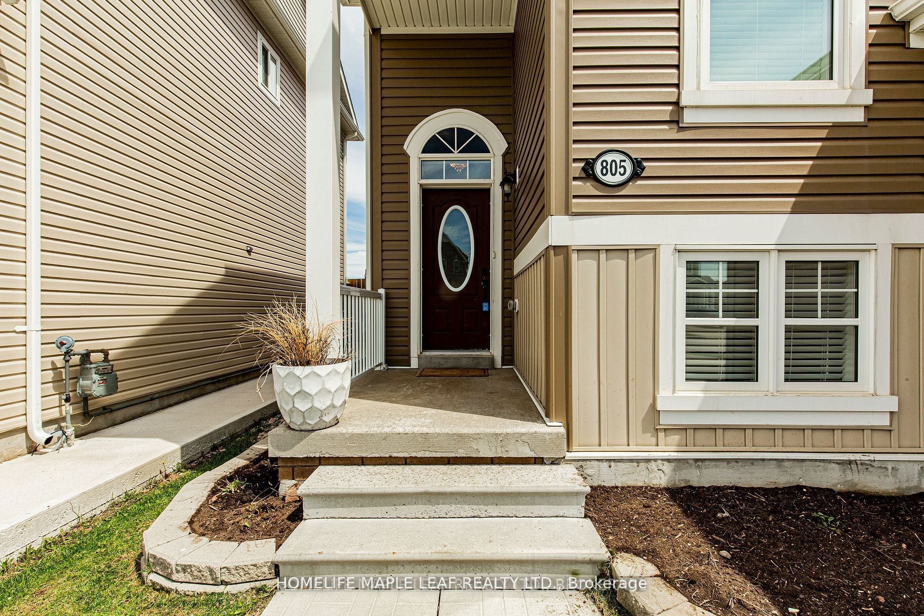 805 Halbert Dr