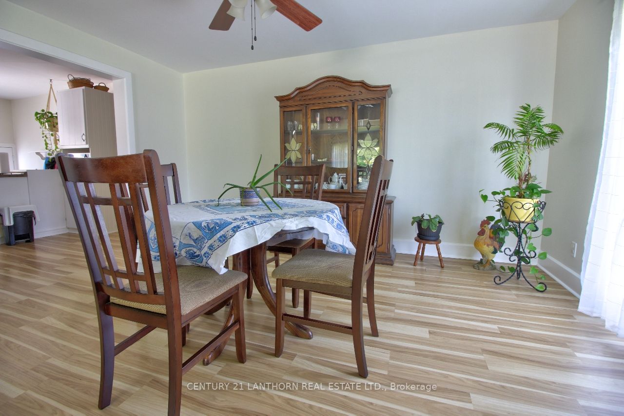 127 Barley Rd N