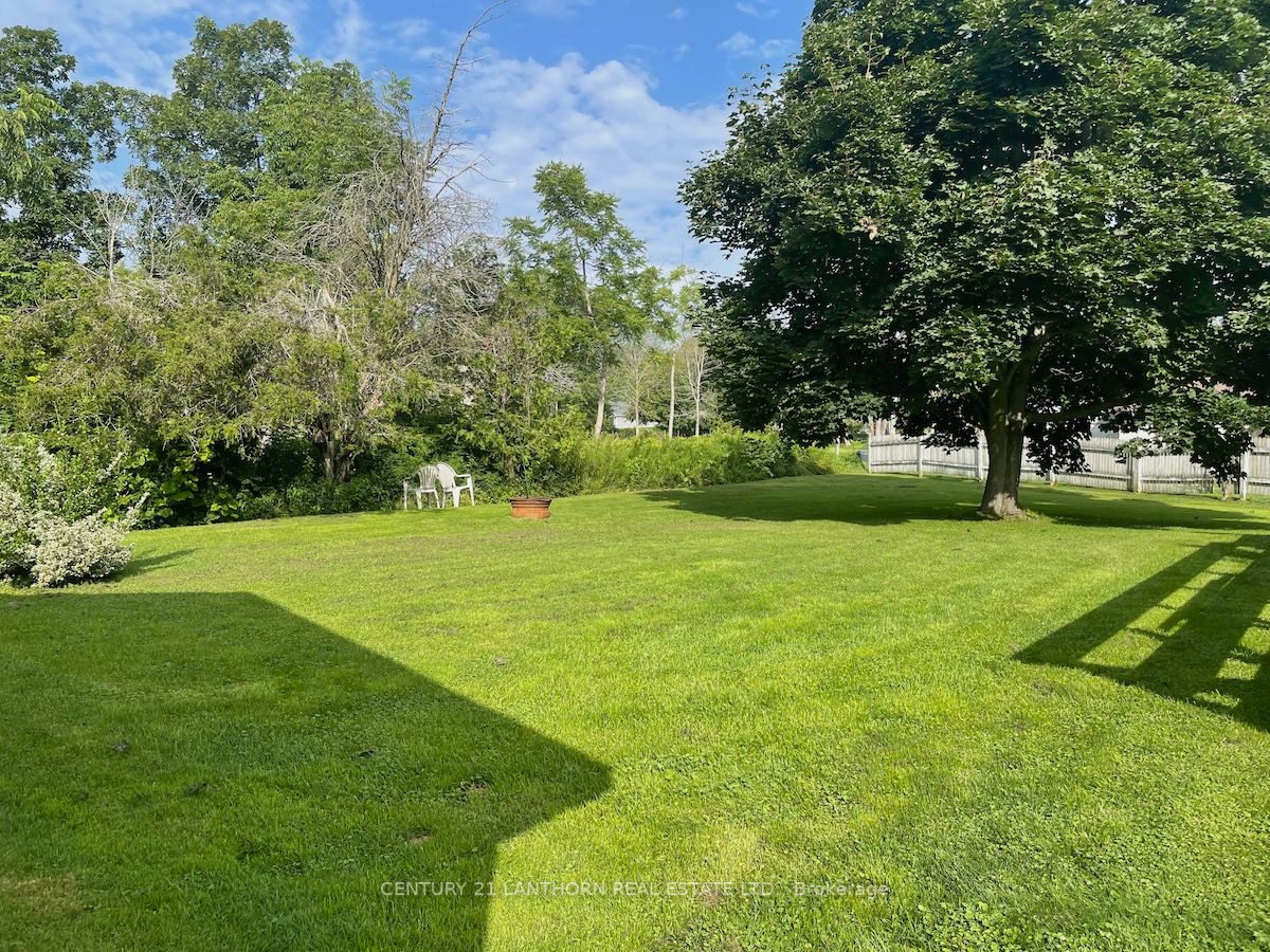 127 Barley Rd N