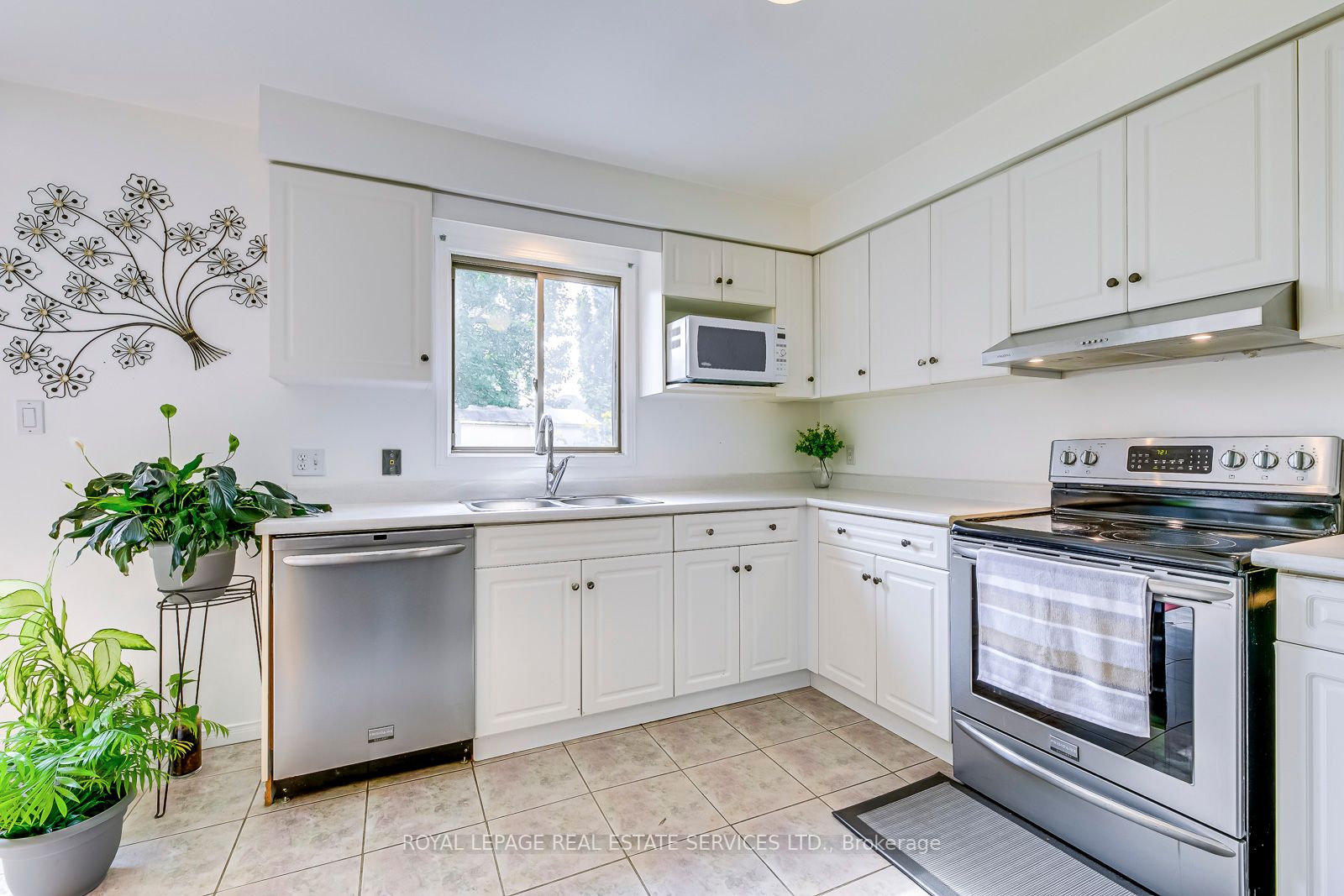 59 Bridgeport Cres