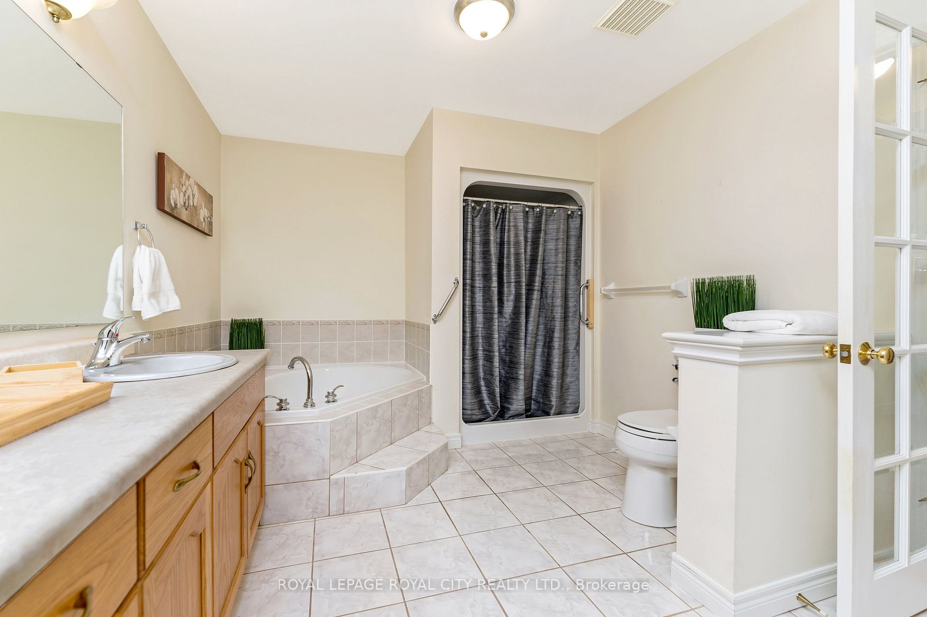 Listing X6756508 - Large Photo # 28