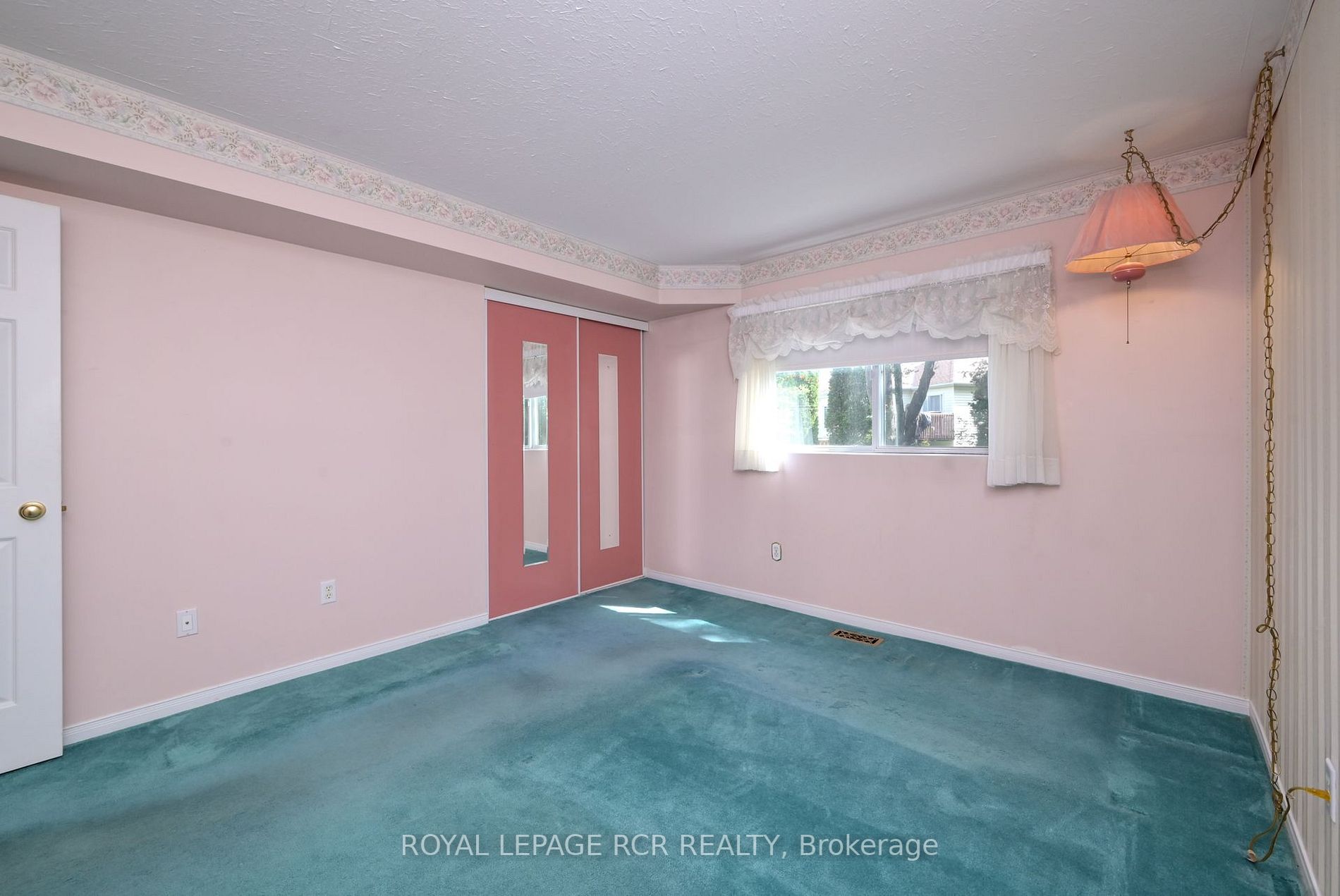 Listing X6757102 - Large Photo # 12
