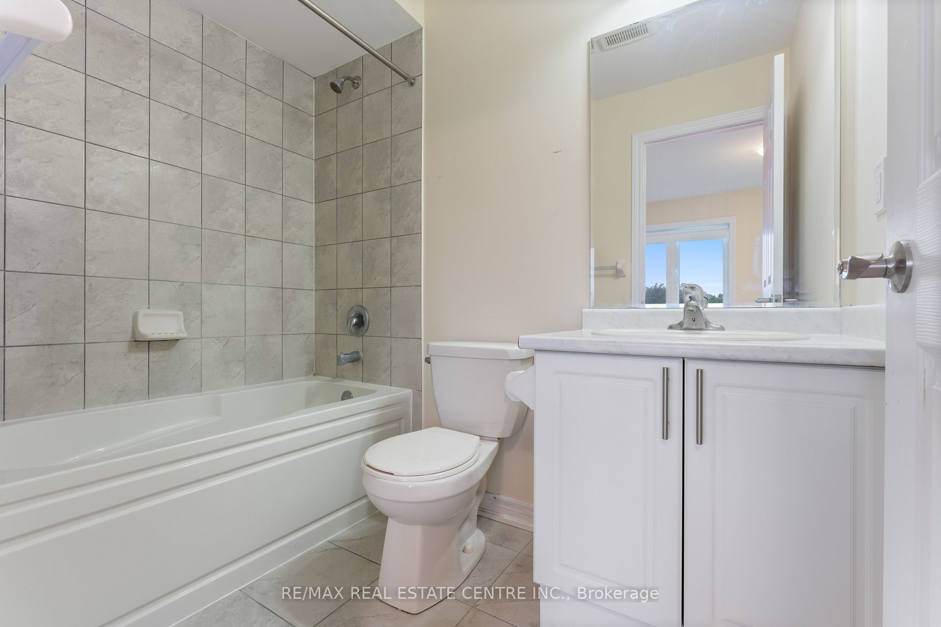 Listing X6757142 - Large Photo # 19