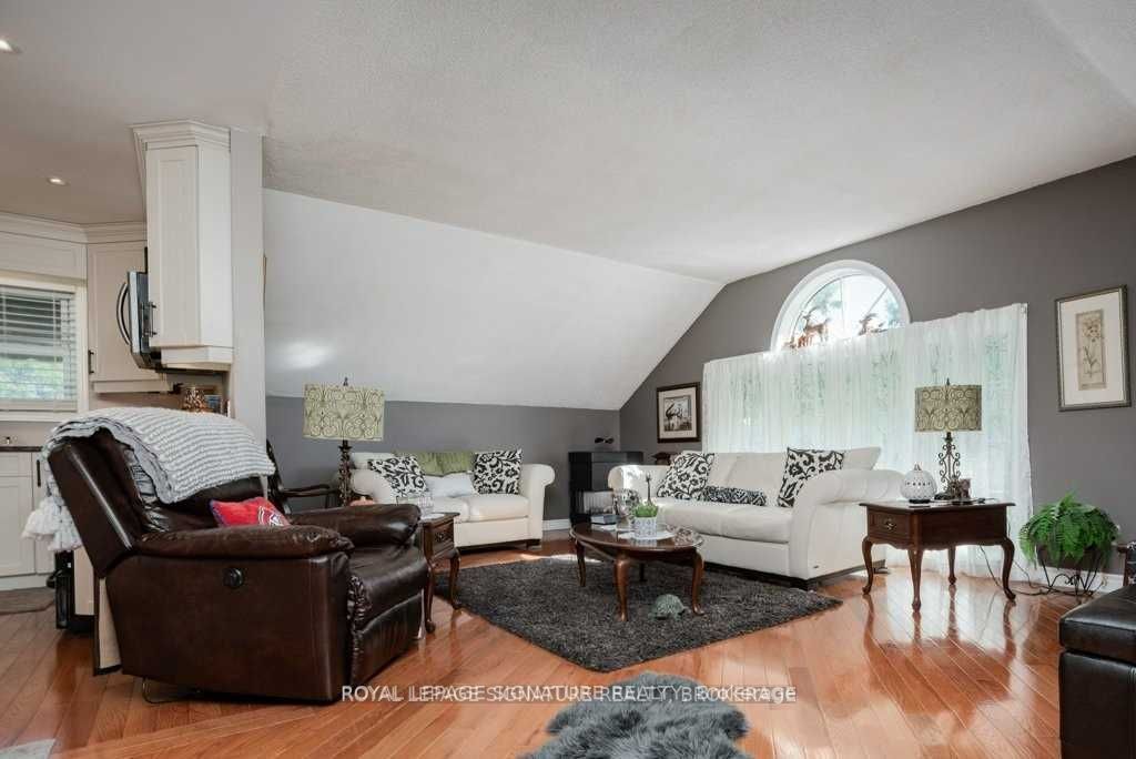 8087 Country Rd 2