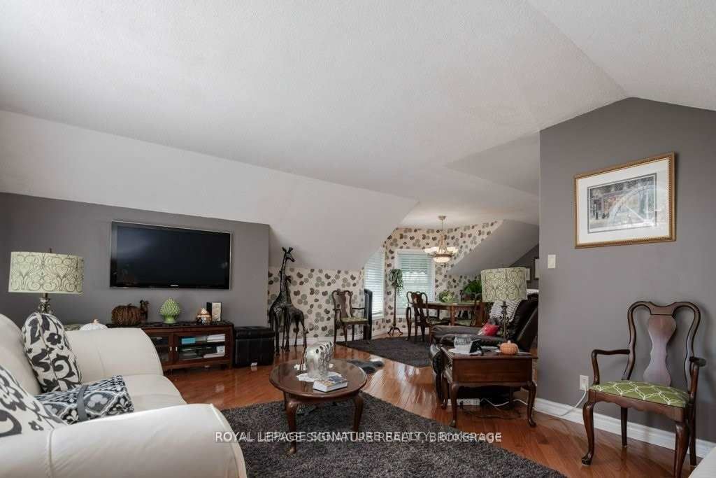 8087 Country Rd 2