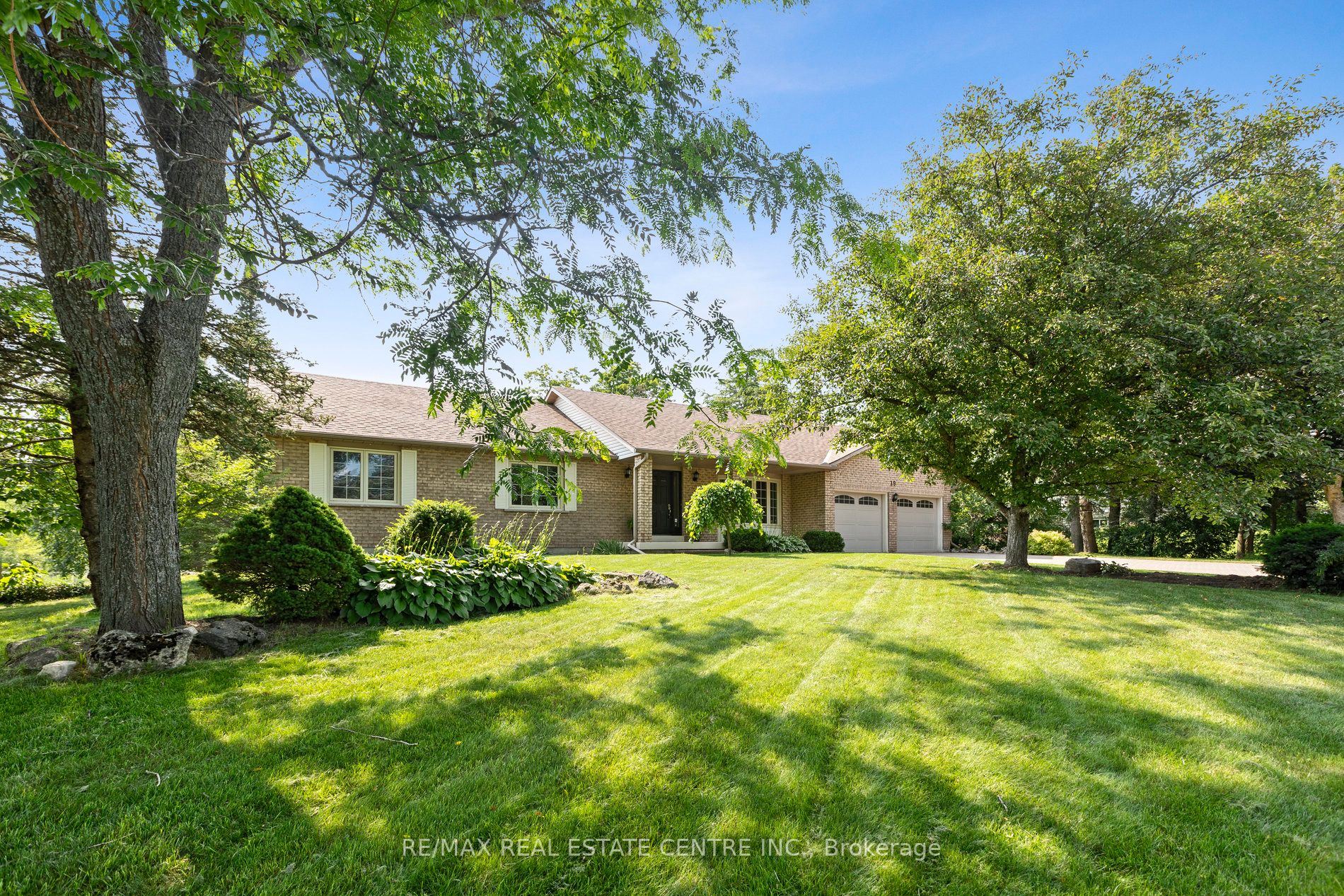 19 Bayberry Rd