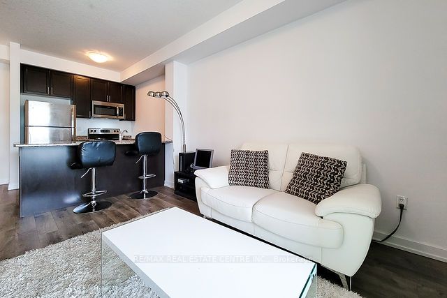 101 Shoreview Pl, #329