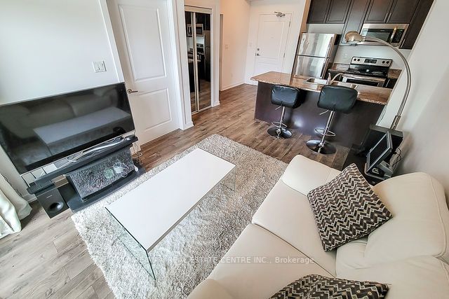 101 Shoreview Pl, #329
