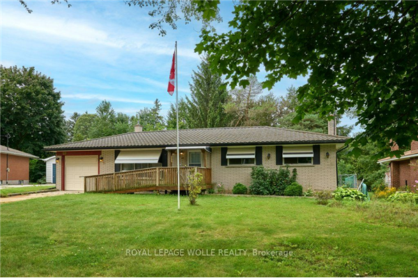 45 Sunset Dr, Norfolk