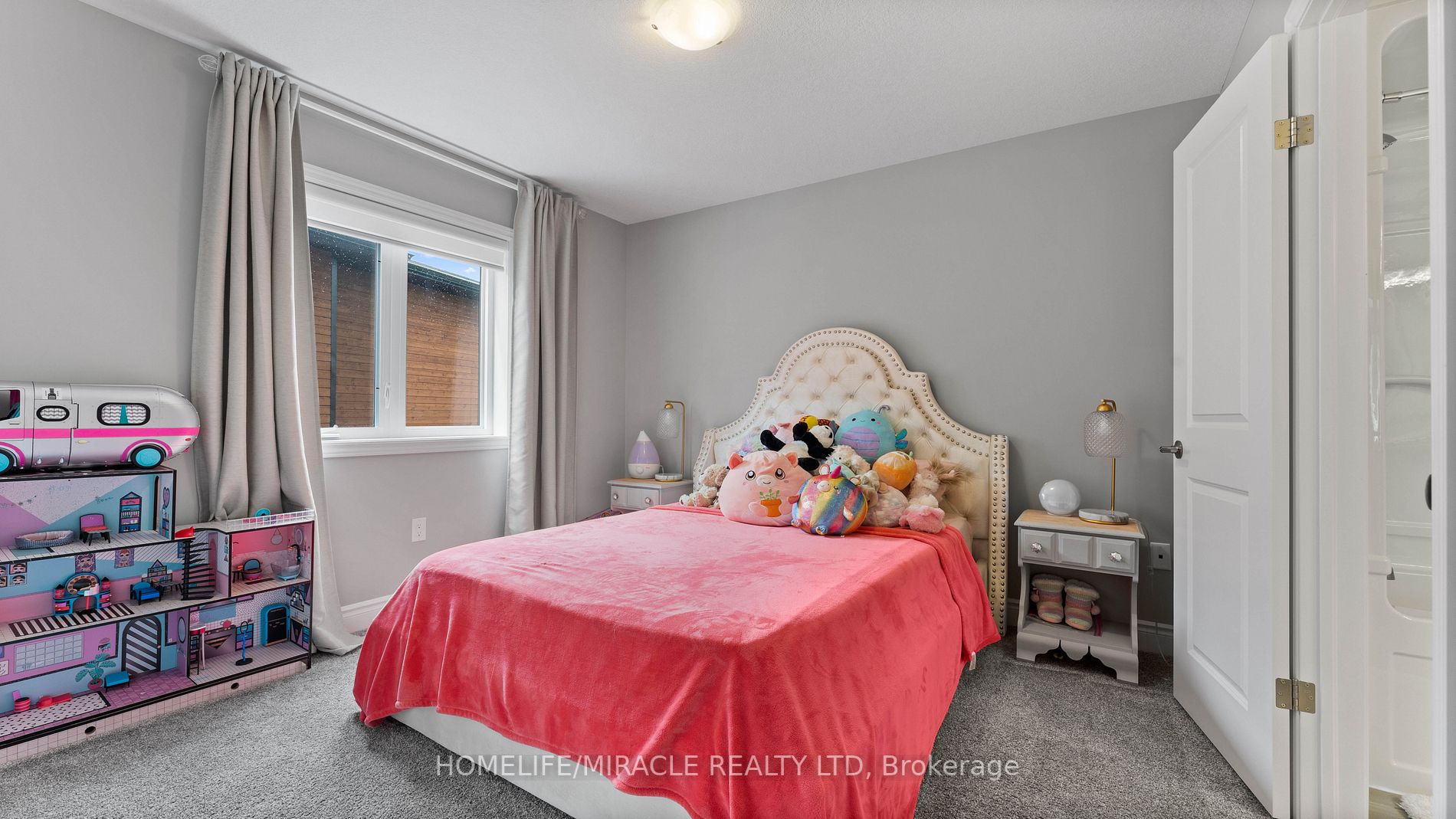 851 Robert Ferrie Drive