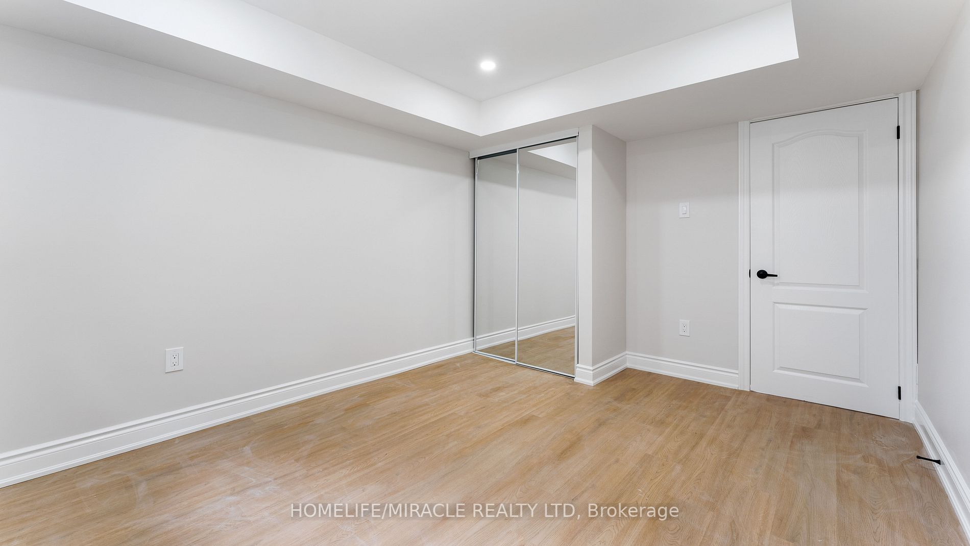 851 Robert Ferrie Drive