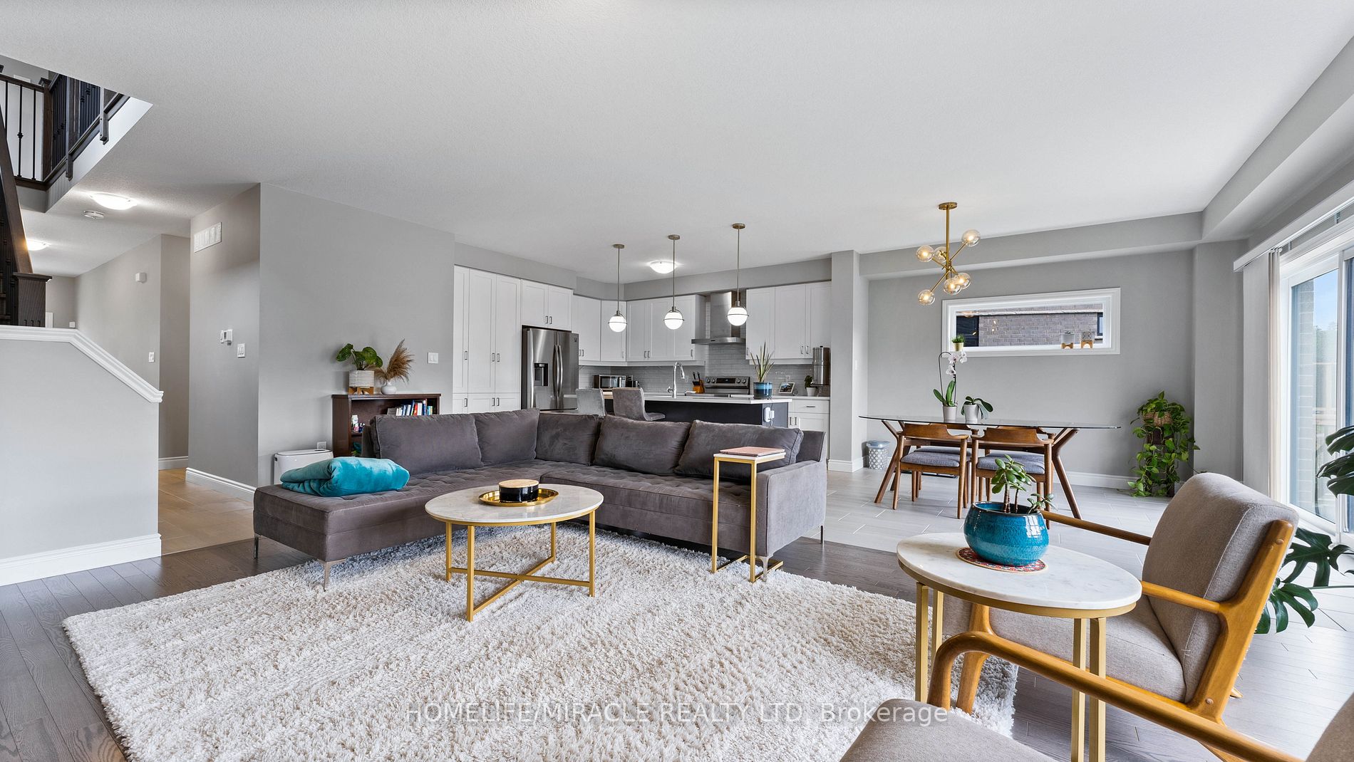 851 Robert Ferrie Drive