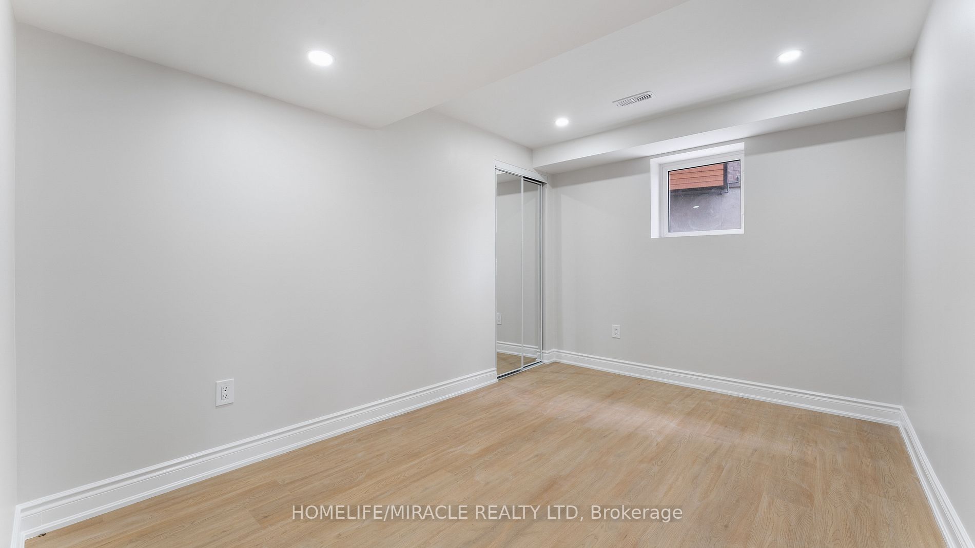 851 Robert Ferrie Drive