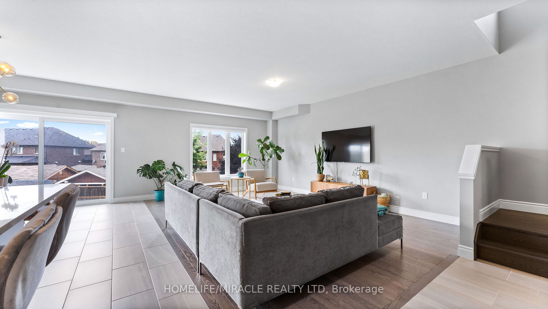 851 Robert Ferrie Drive
