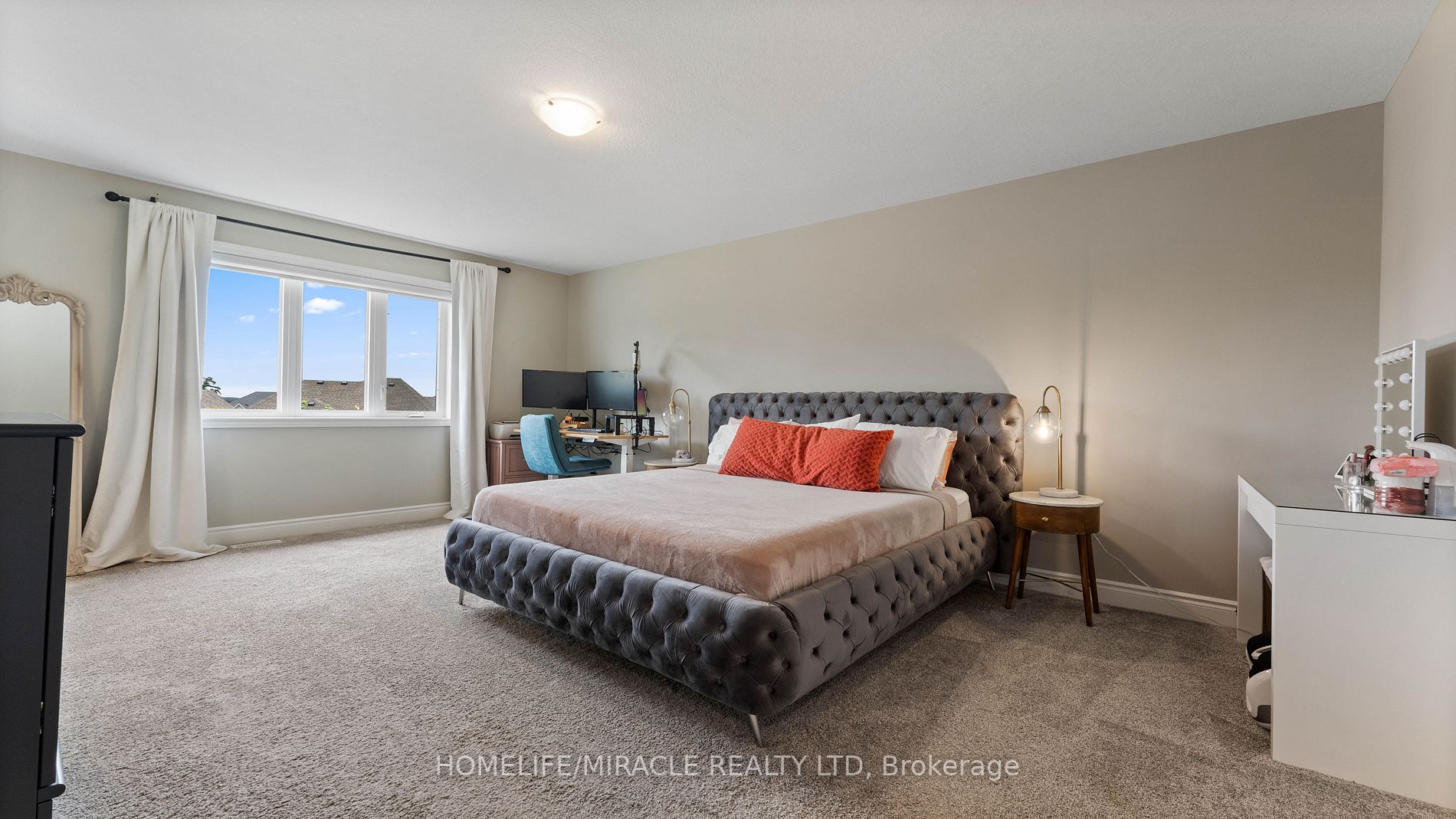 851 Robert Ferrie Drive