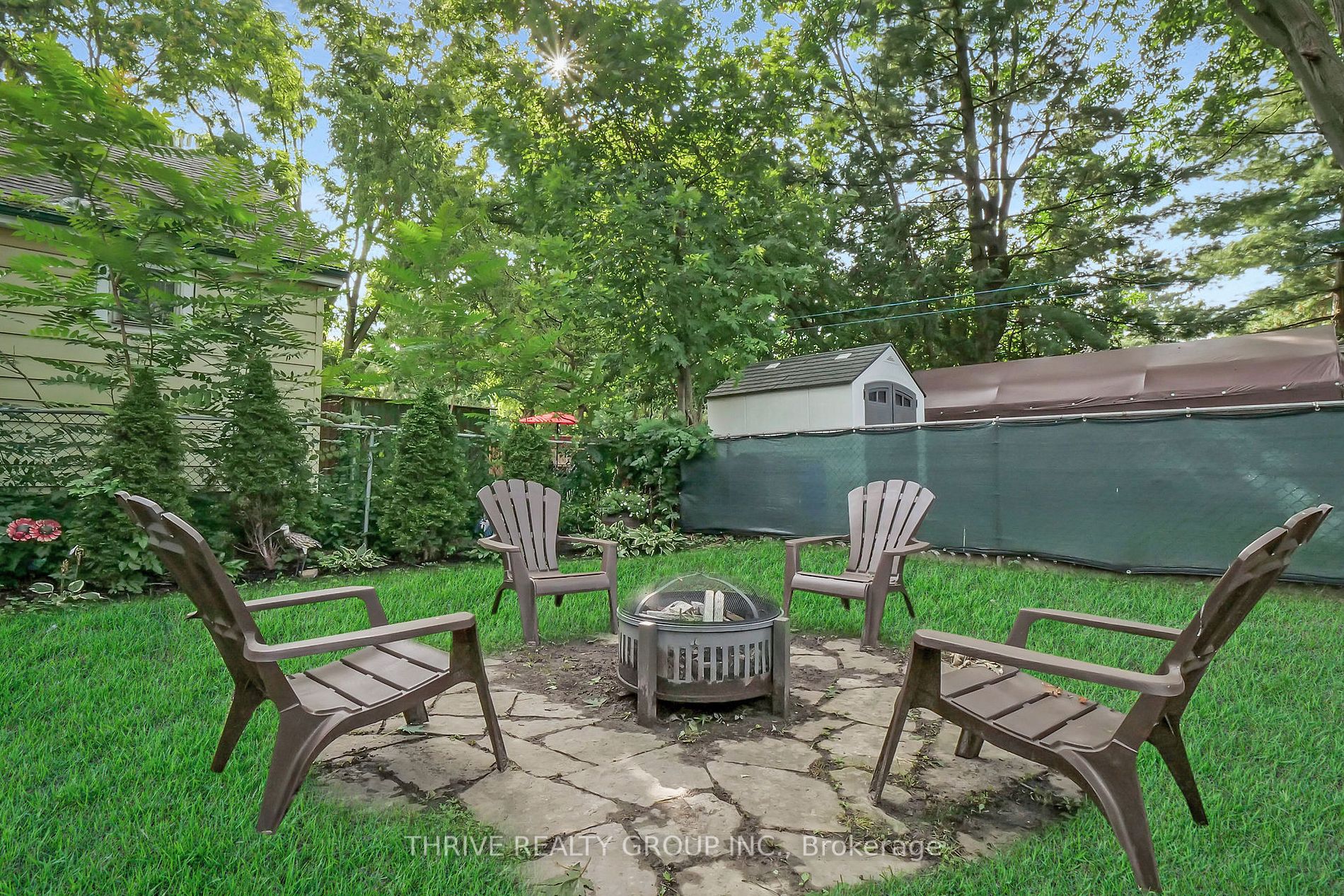 576 English Street