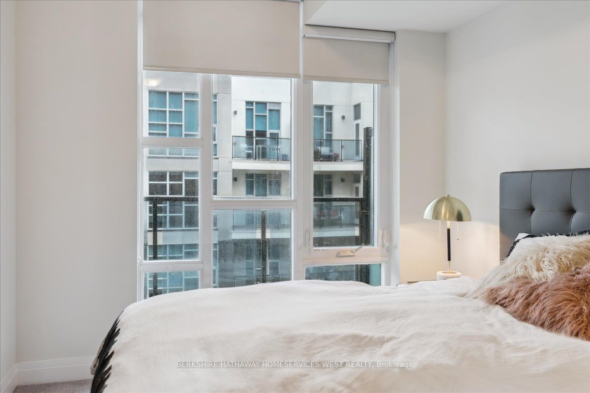16 Concord Pl, #440