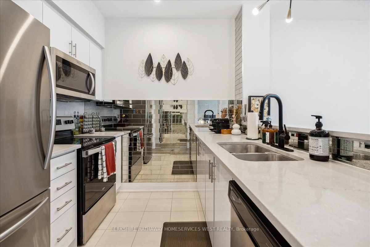 16 Concord Pl, #440