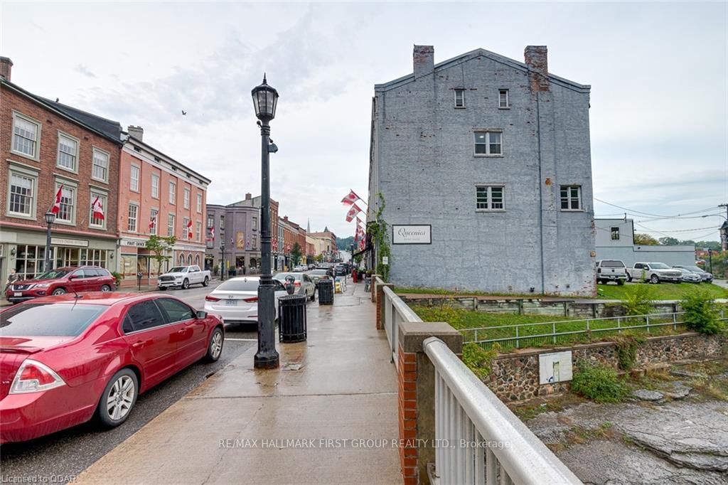 16-24 Walton St