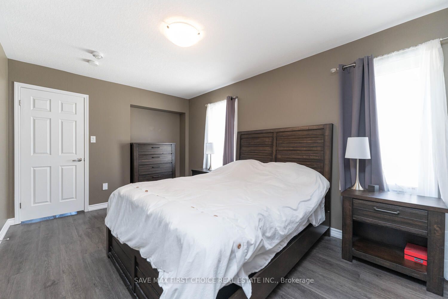 12 Stratus Street