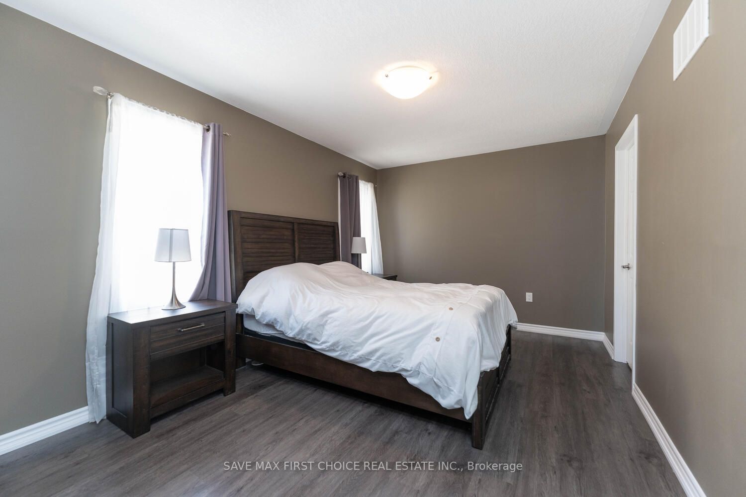 12 Stratus Street