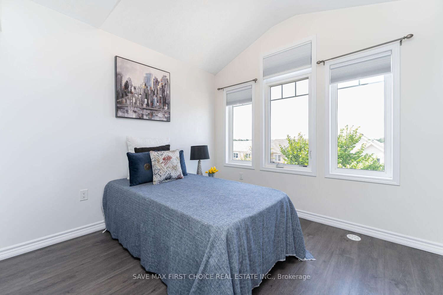 12 Stratus Street