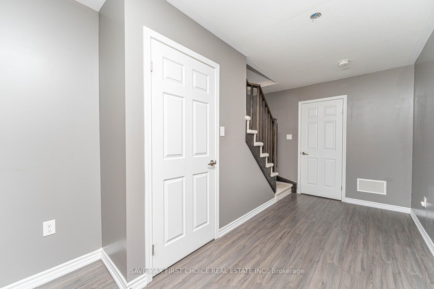 12 Stratus Street