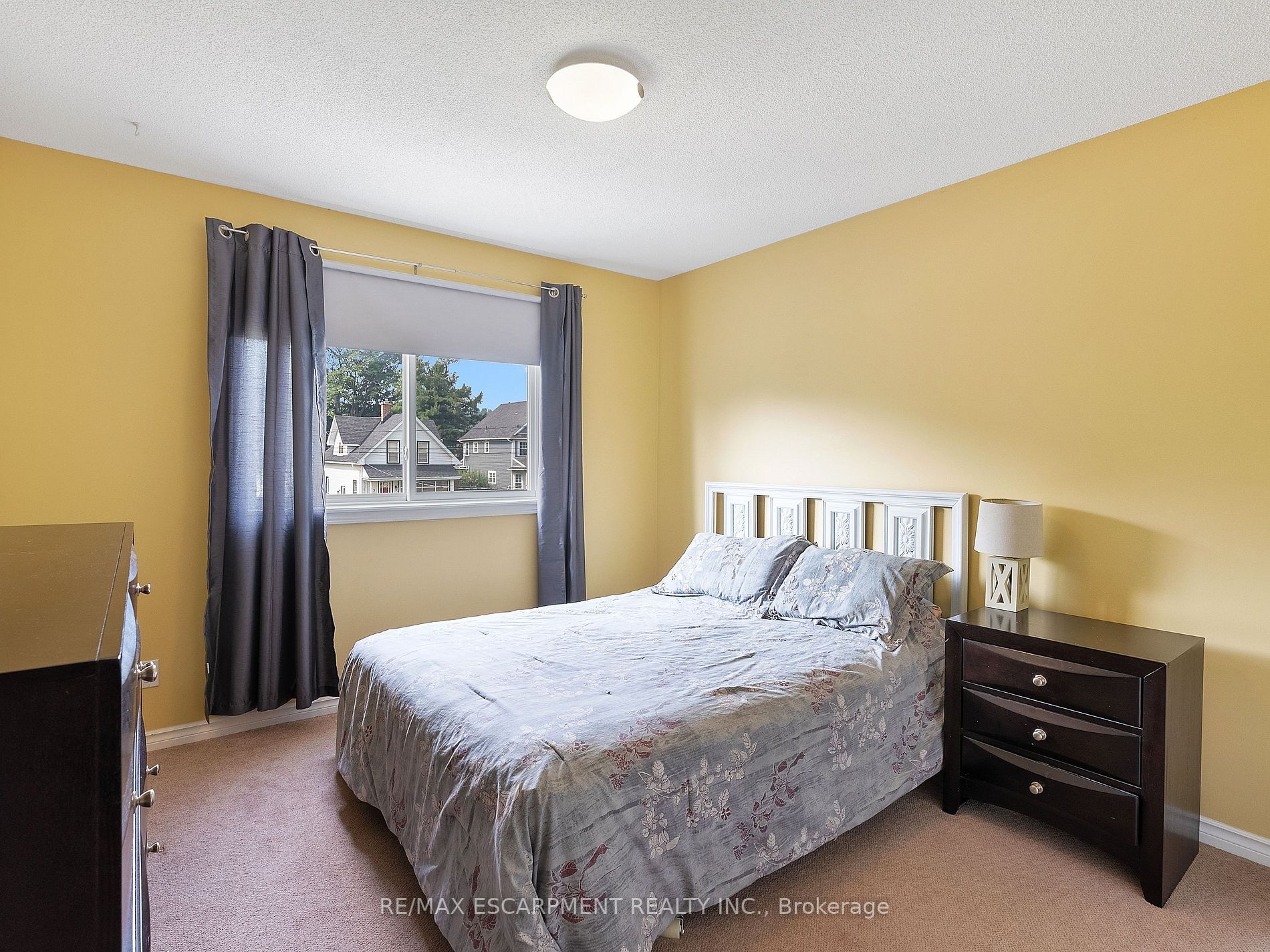 8 Marlow Ave