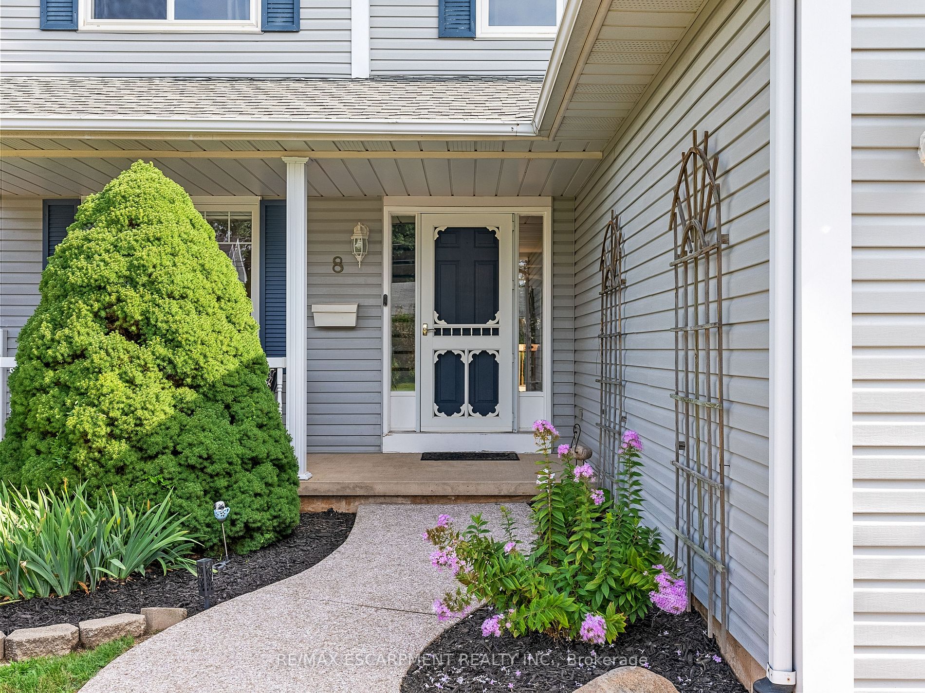 8 Marlow Ave