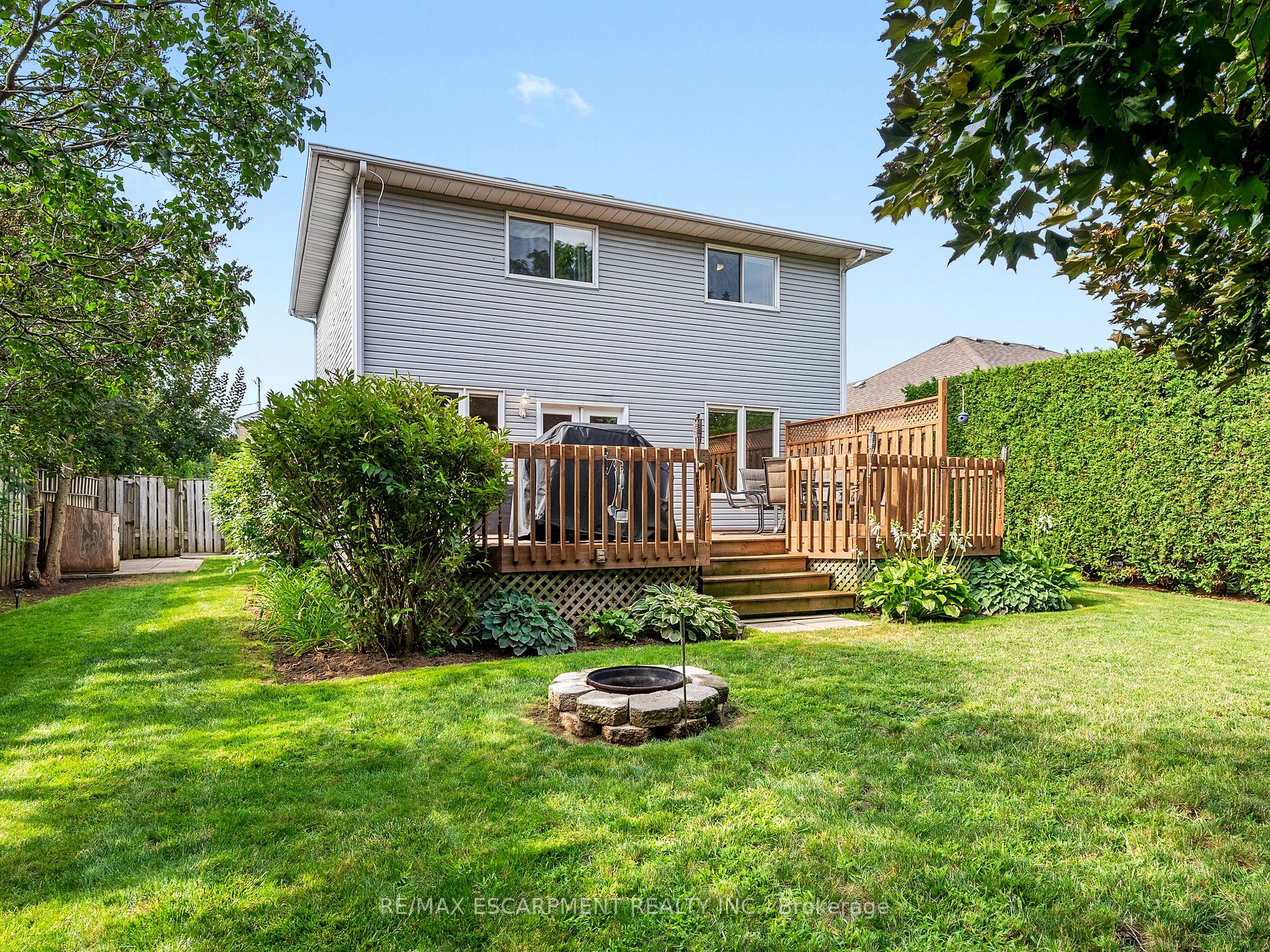 8 Marlow Ave
