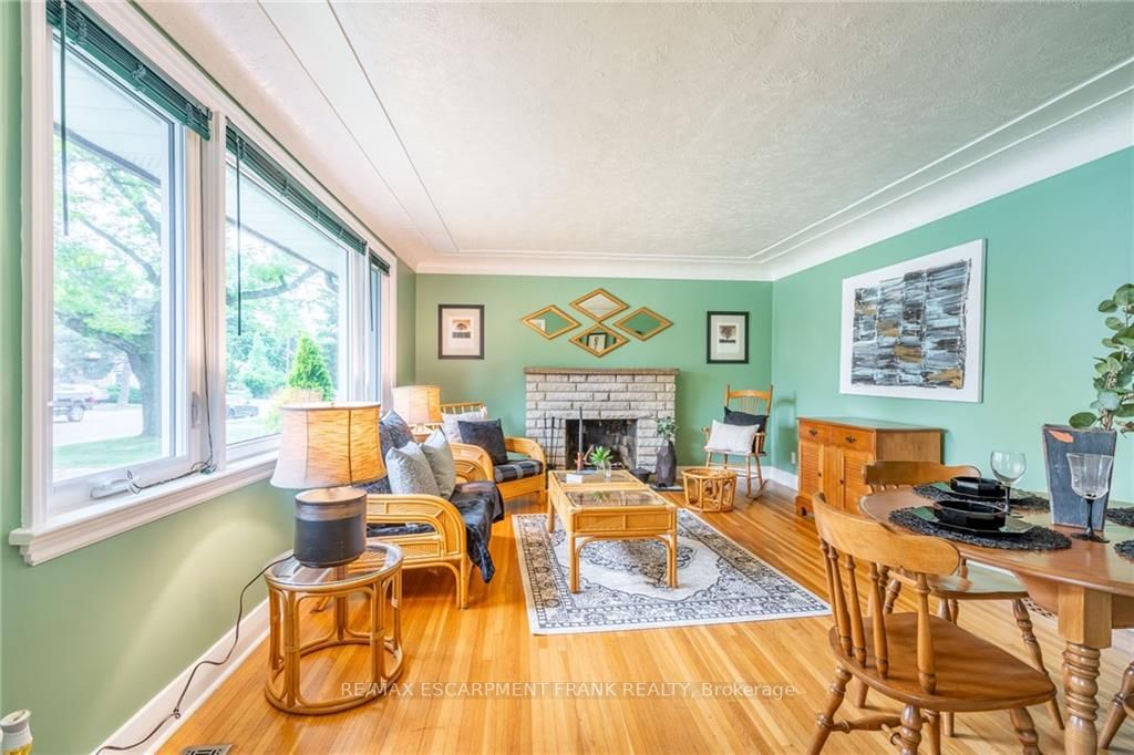 195 West 19th St