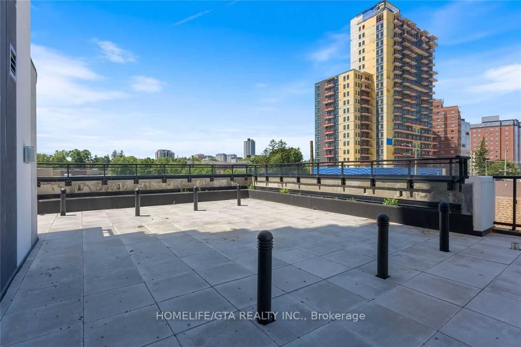 128 King Street N, #1105