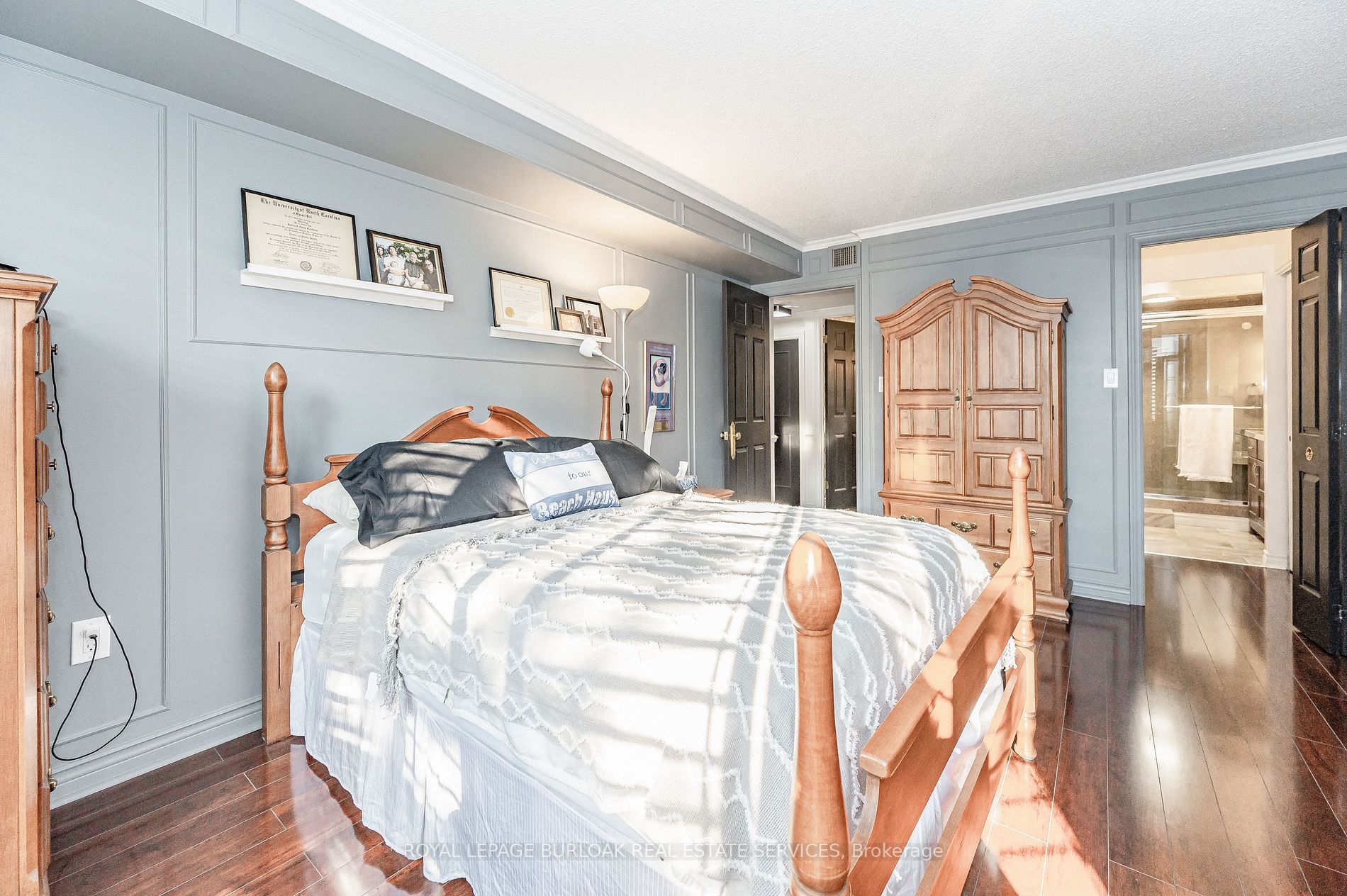 28 Duke St, #302