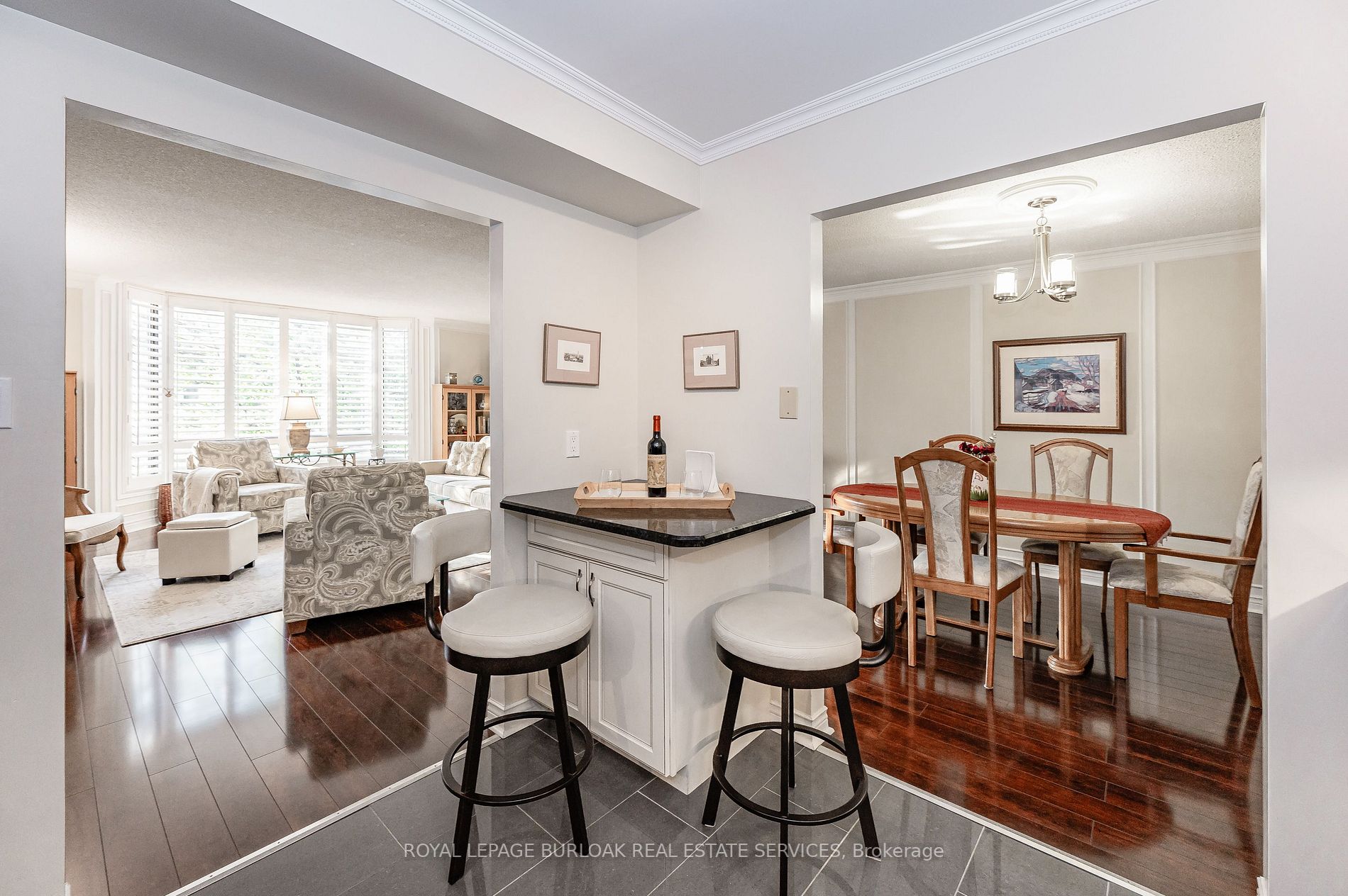 28 Duke St, #302