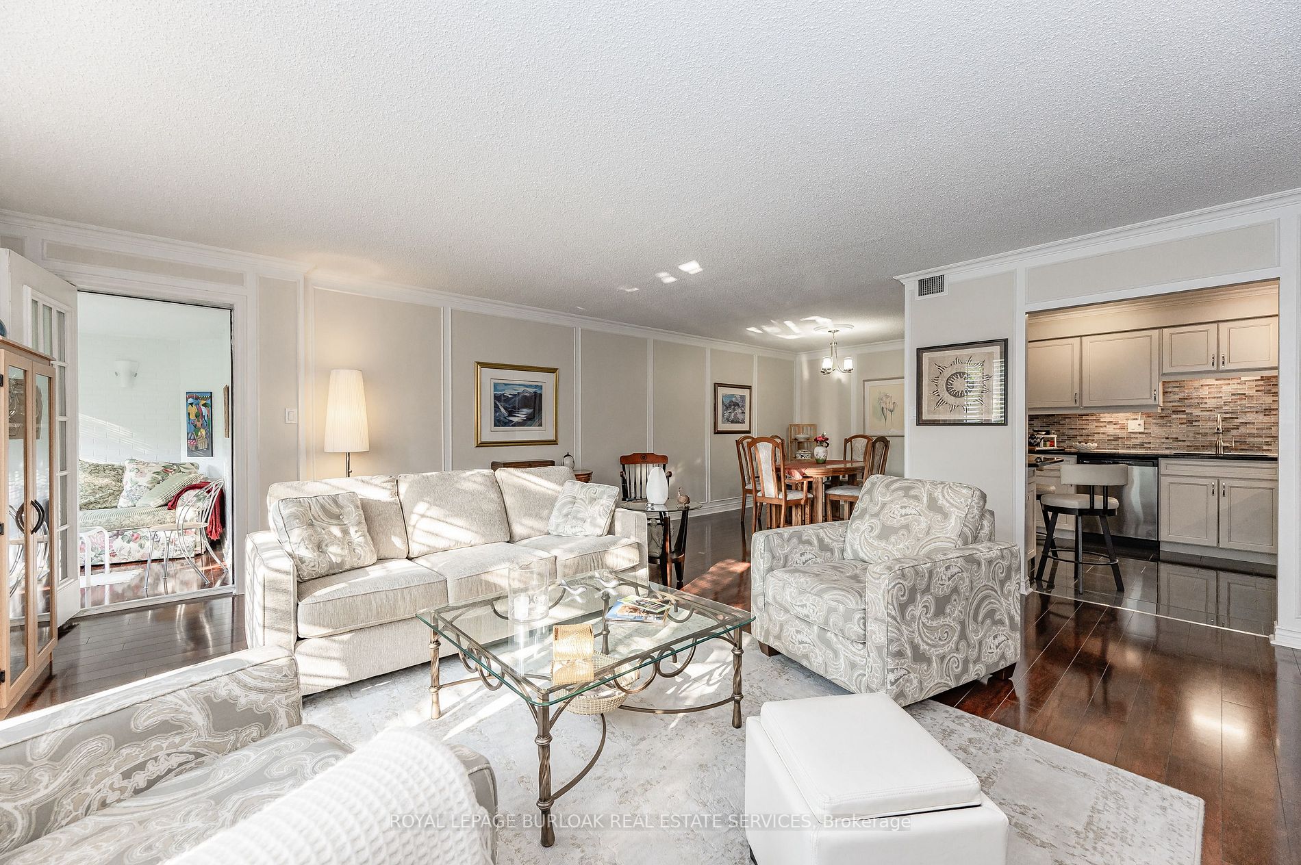 28 Duke St, #302