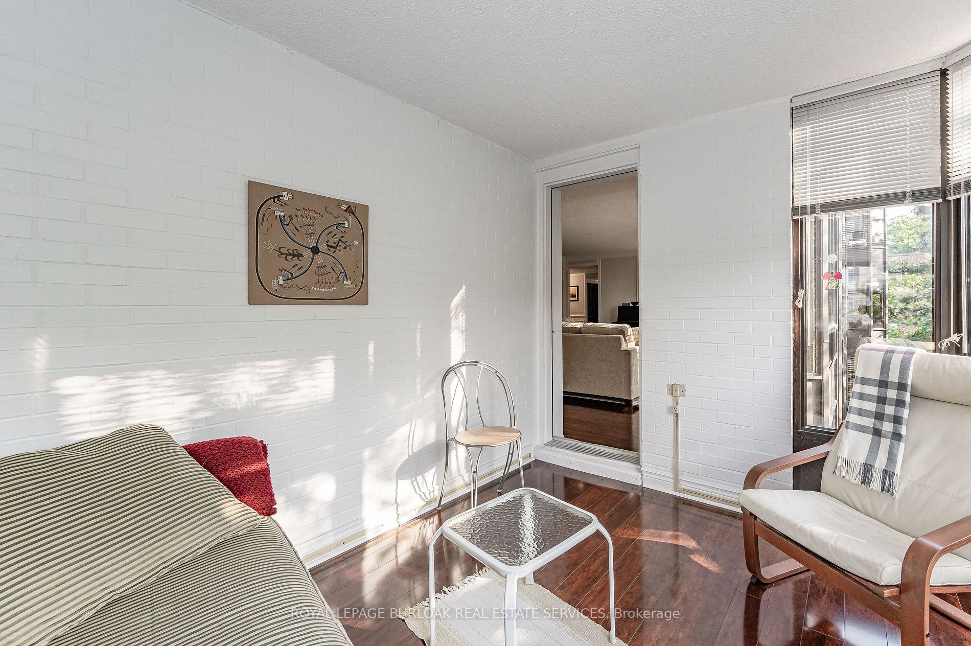 28 Duke St, #302
