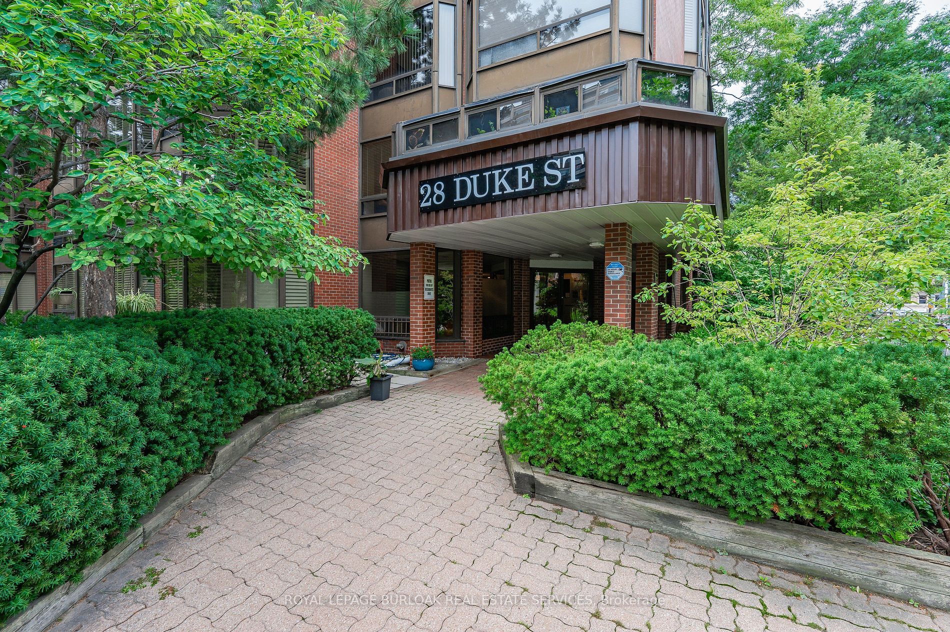 28 Duke St, #302