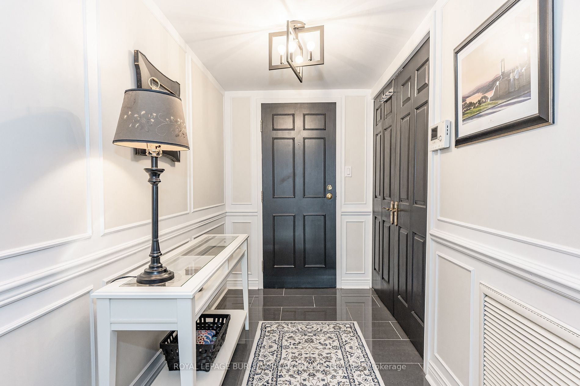 28 Duke St, #302